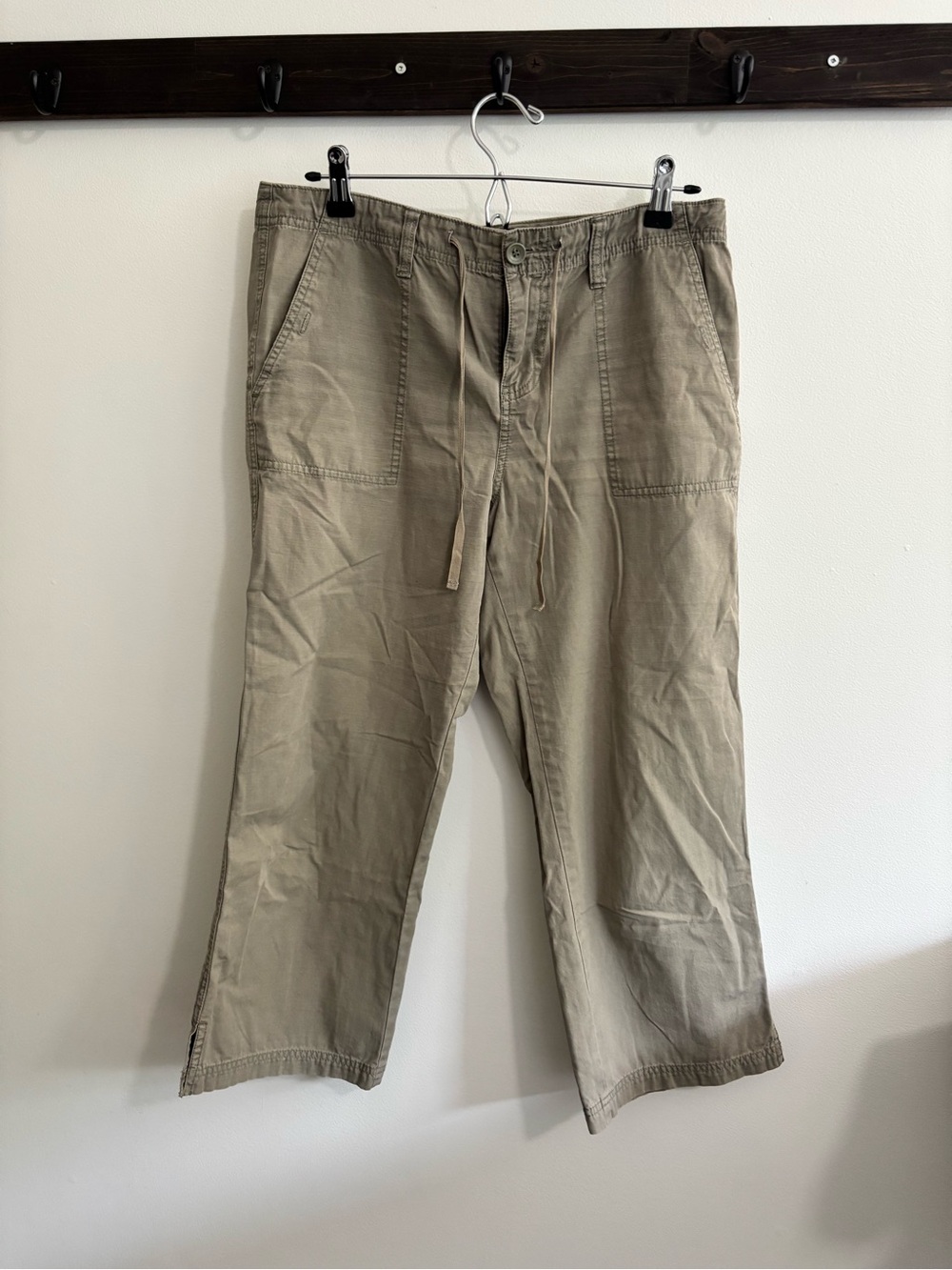 100% Cotton Calvin Klein Pants Women’s Drawstring Chinos in Khaki- Size 10
